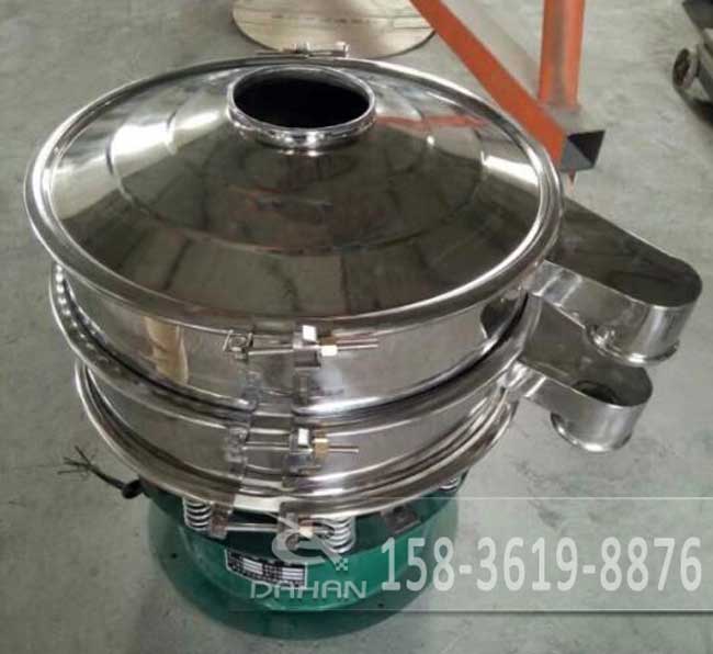 800型振動(dòng)篩分機(jī) 800型振動(dòng)篩分機(jī)